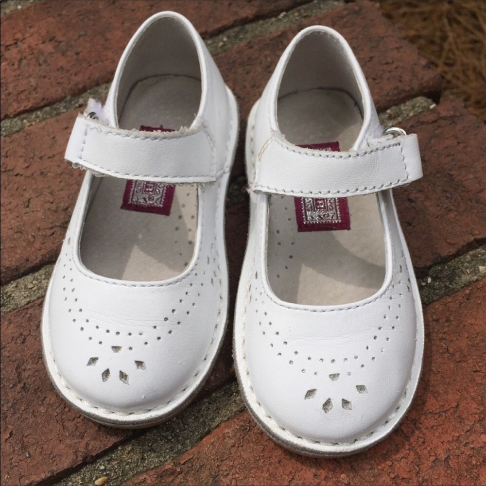 White L’Amour Maryjanes